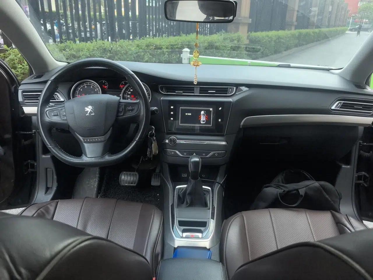Peugeot 408 2014 1.8L Automatic Luxury Edition — миниатюра 9