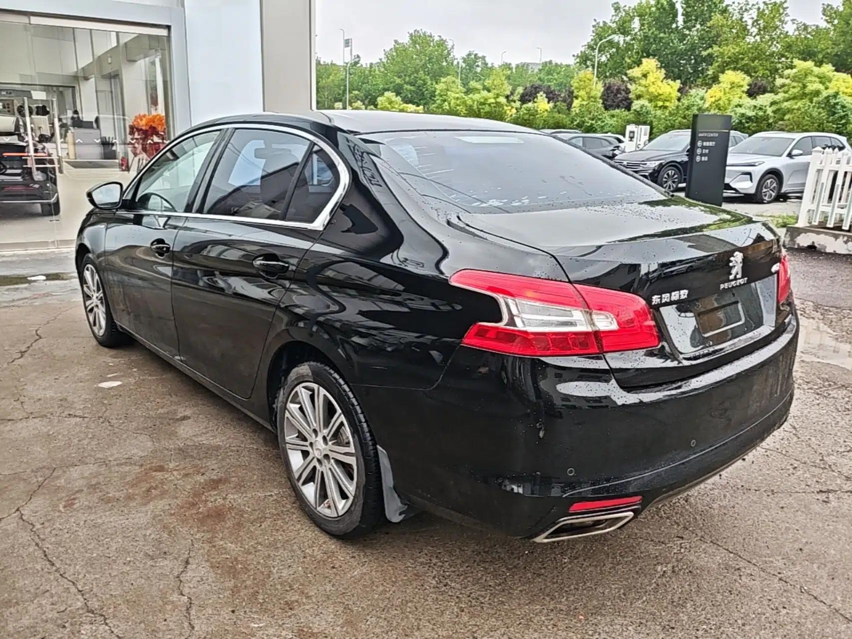 Peugeot 408 2018 350THP Automatic Luxury Edition — миниатюра 4