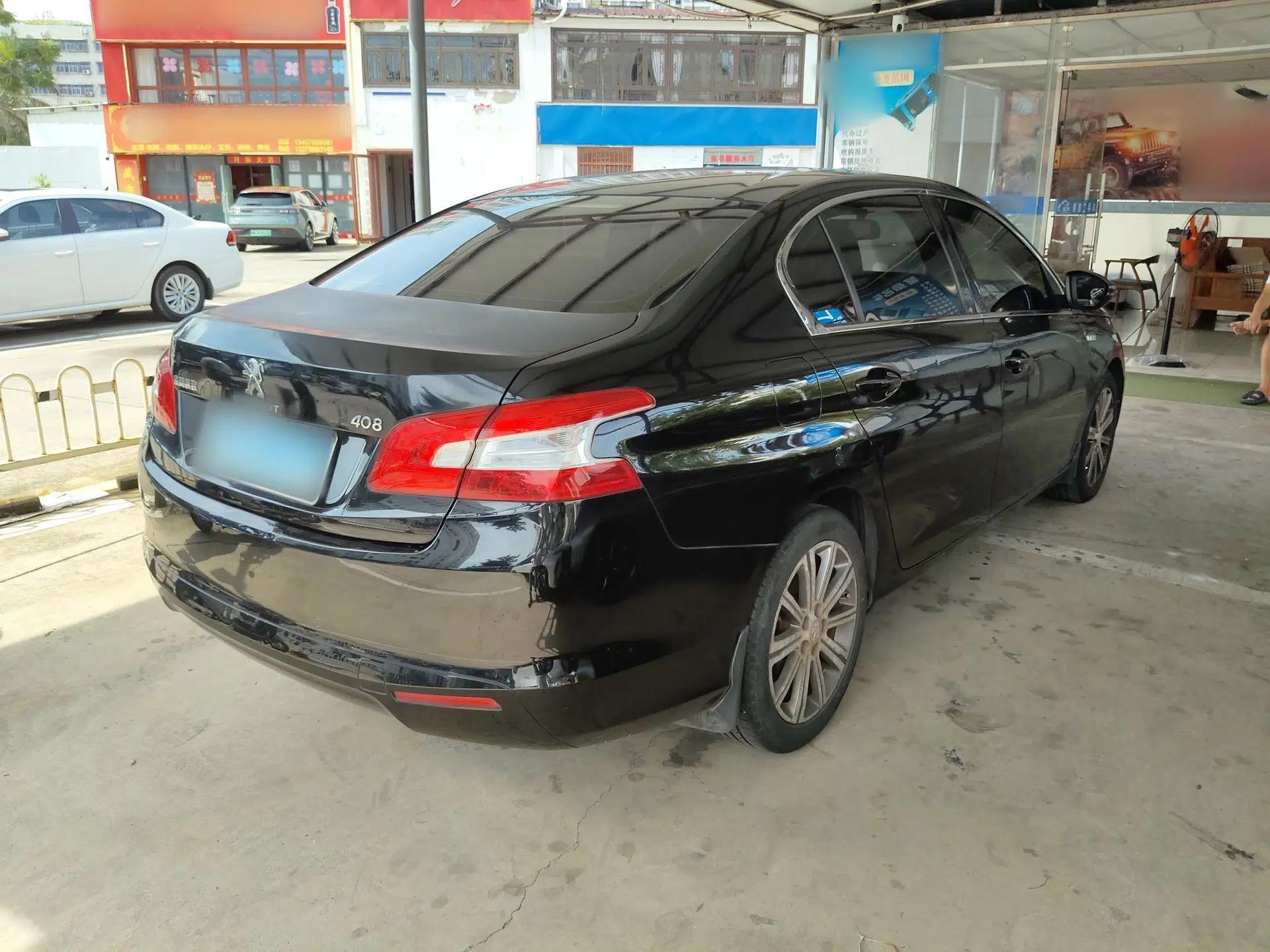 Peugeot 408 2015 1.2T Automatic Luxury Edition — миниатюра 5
