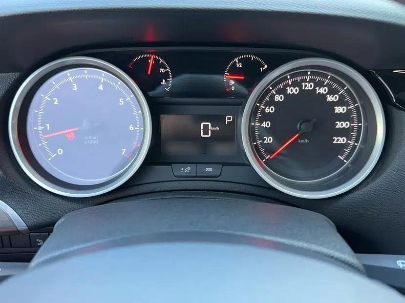 Peugeot 408 2014 1.8L Automatic Luxury Edition — миниатюра 21