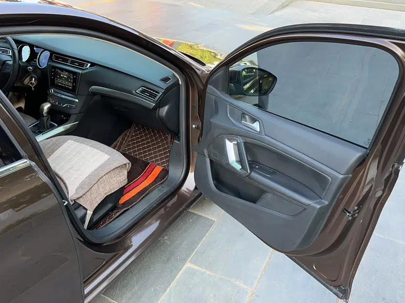Peugeot 408 2014 1.8L Automatic Luxury Edition — миниатюра 33