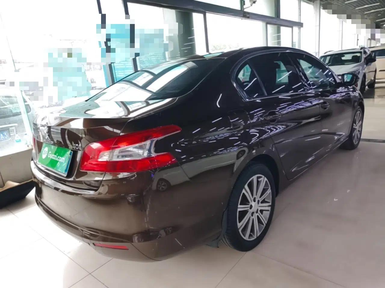 Peugeot 408 2014 1.8L Automatic Luxury Edition — миниатюра 6