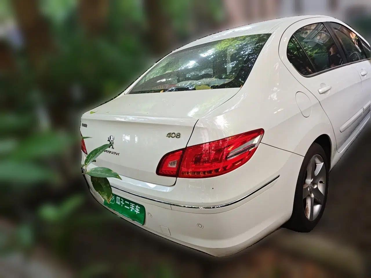 Peugeot 408 2013 2.0L Automatic Comfort Edition — миниатюра 5