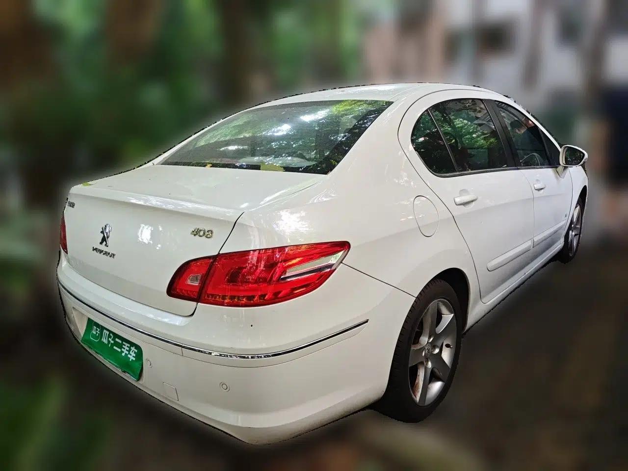 Peugeot 408 2013 2.0L Automatic Comfort Edition — миниатюра 6