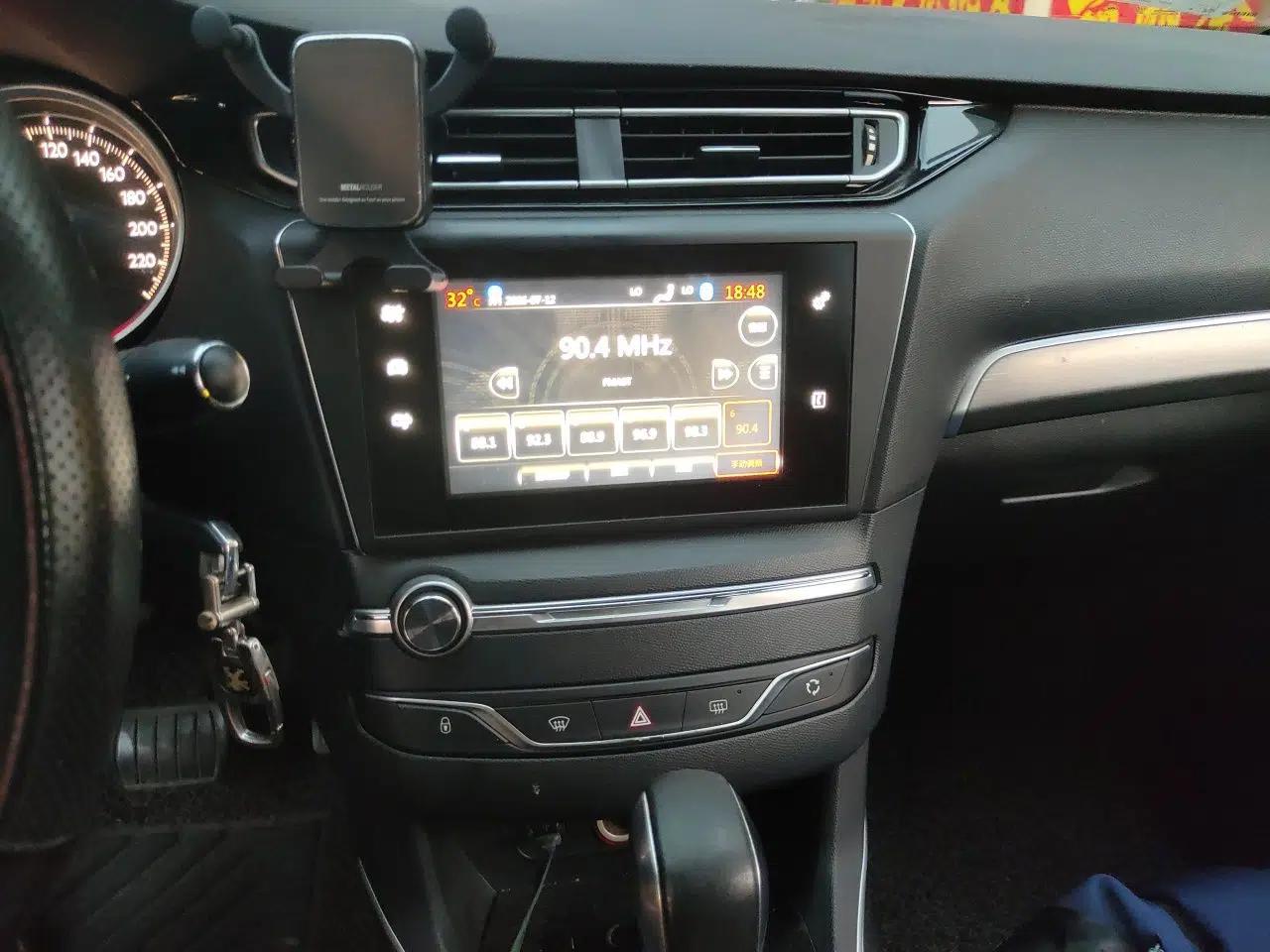 Peugeot 408 2014 1.8L Automatic Luxury Edition — миниатюра 13