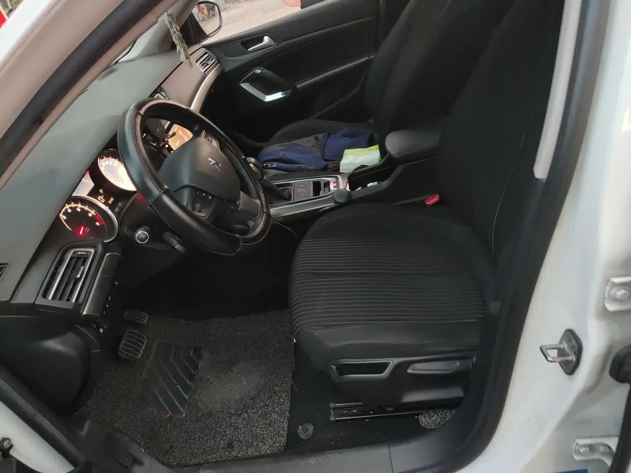 Peugeot 408 2014 1.8L Automatic Luxury Edition — миниатюра 15