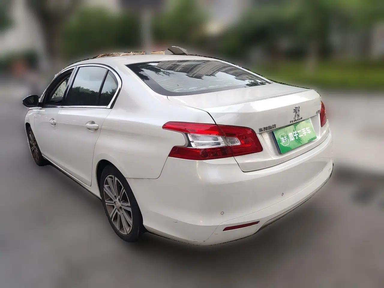 Peugeot 408 2014 1.8L Automatic Luxury Edition — миниатюра 4