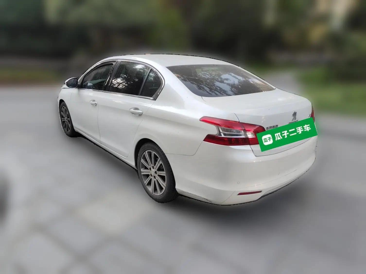 Peugeot 408 2014 1.8L Automatic Luxury Edition — миниатюра 4