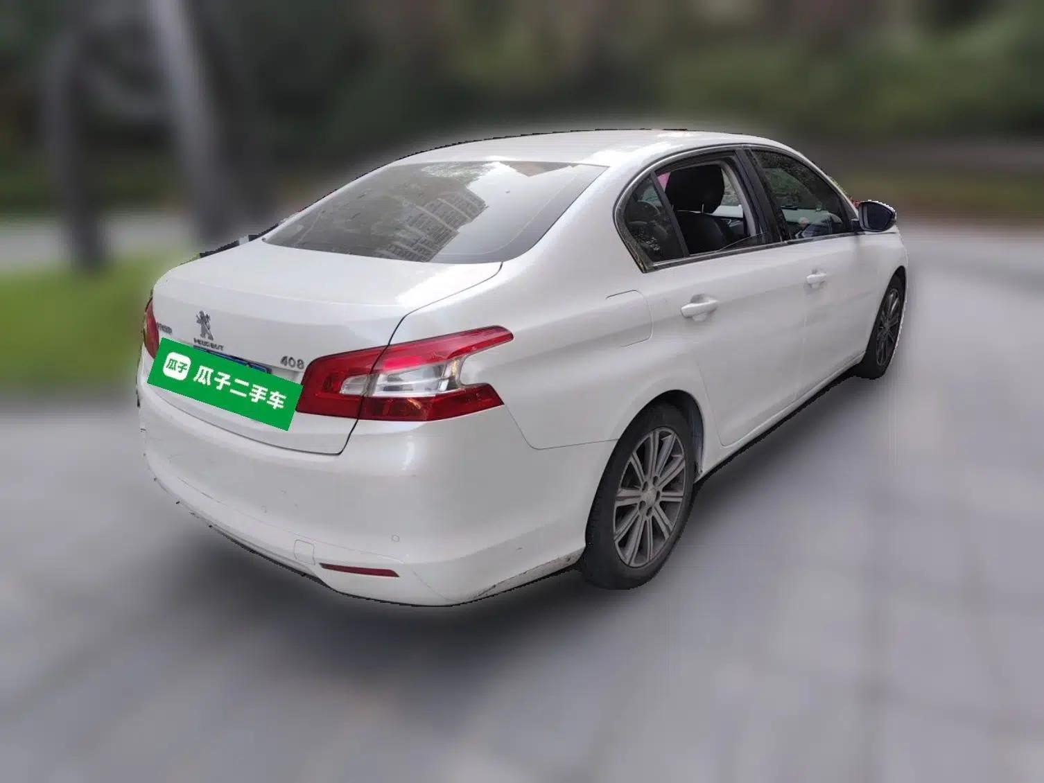 Peugeot 408 2014 1.8L Automatic Luxury Edition — миниатюра 6