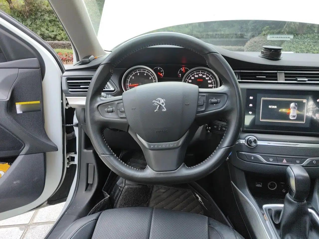 Peugeot 408 2014 1.8L Automatic Luxury Edition — миниатюра 10