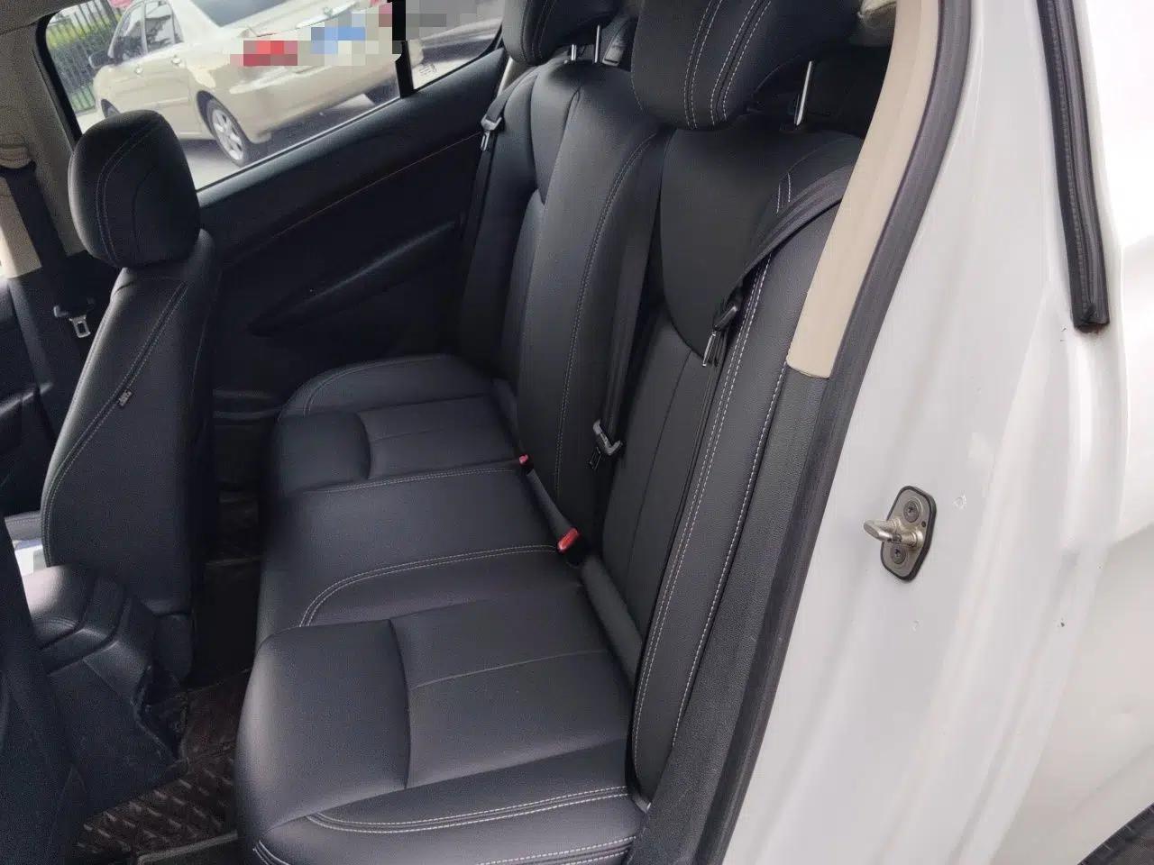 Peugeot 308 2014 Enjoy Edition Classic 1.6L Manual YouShang Model — миниатюра 17