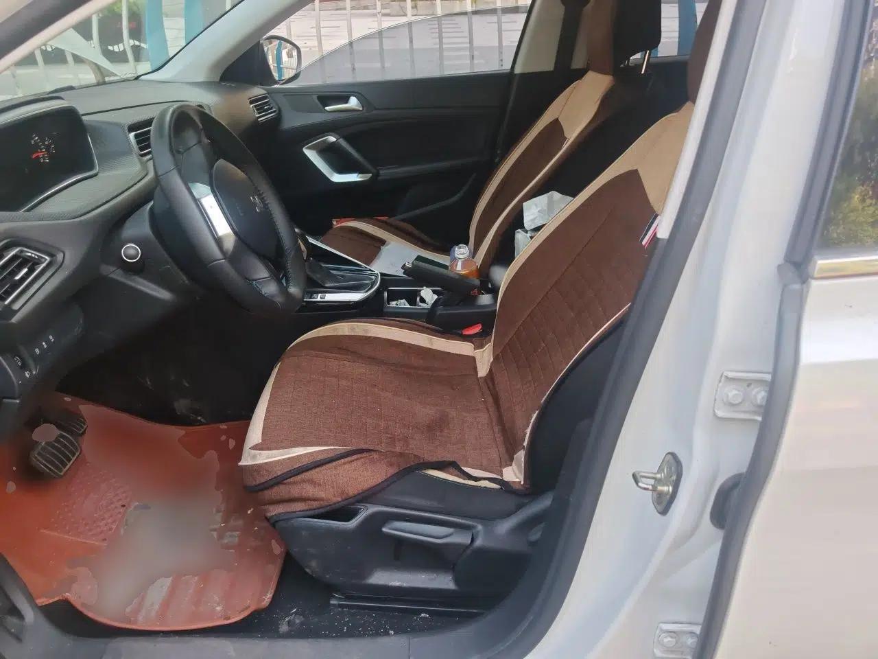 Peugeot 308 2018 230THP Automatic Luxury Edition — миниатюра 15
