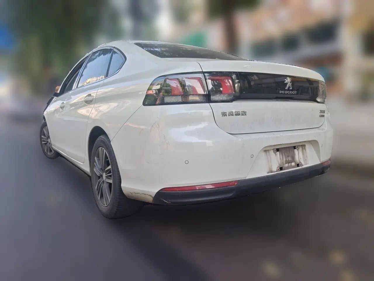 Peugeot 308 2018 230THP Automatic Luxury Edition — миниатюра 4