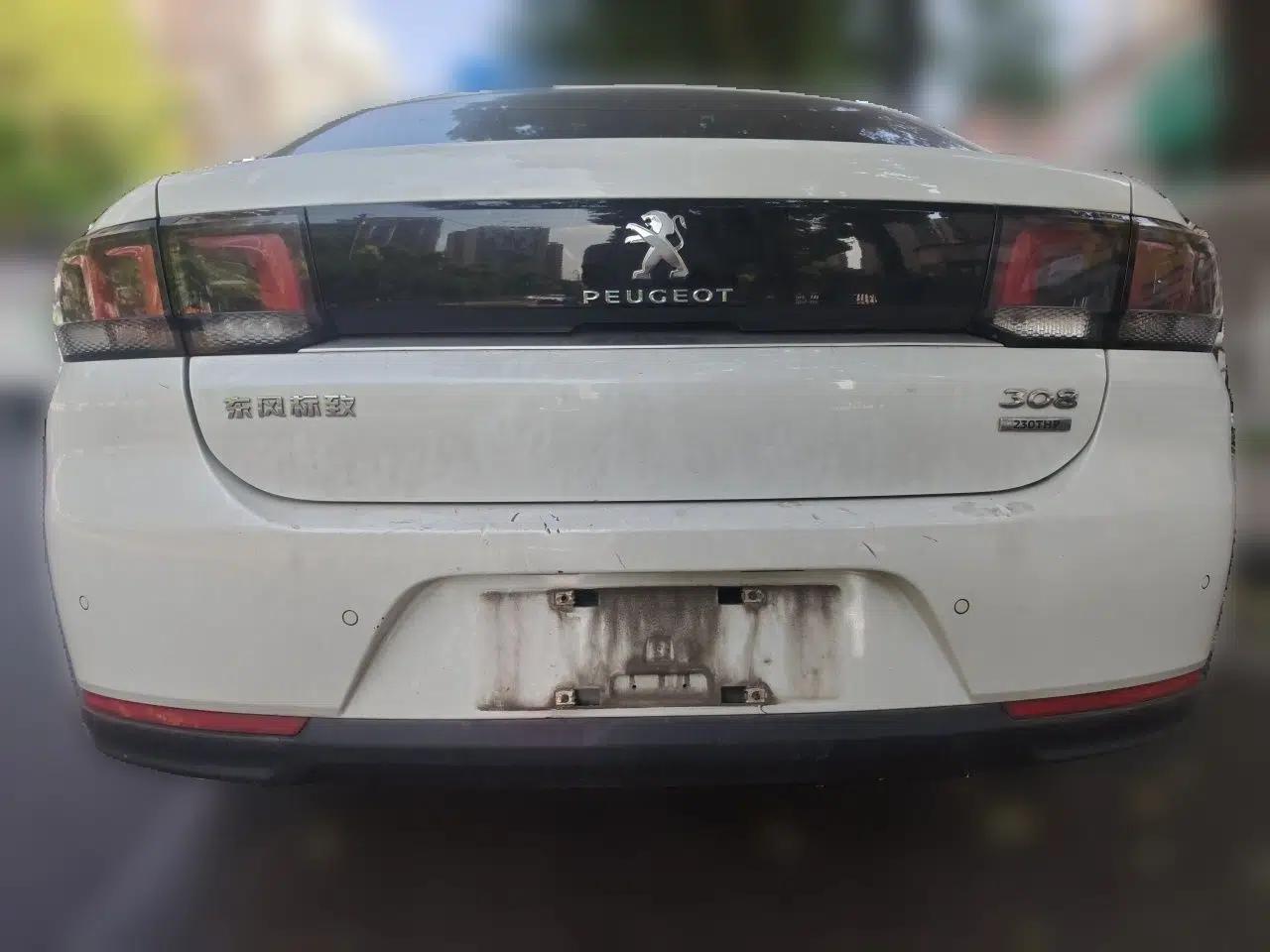 Peugeot 308 2018 230THP Automatic Luxury Edition — миниатюра 5