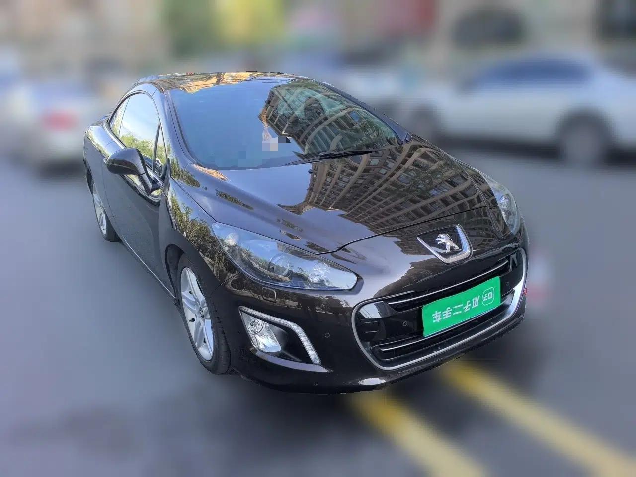 Peugeot 308 2012 1.6T CC Luxury Model — миниатюра 3