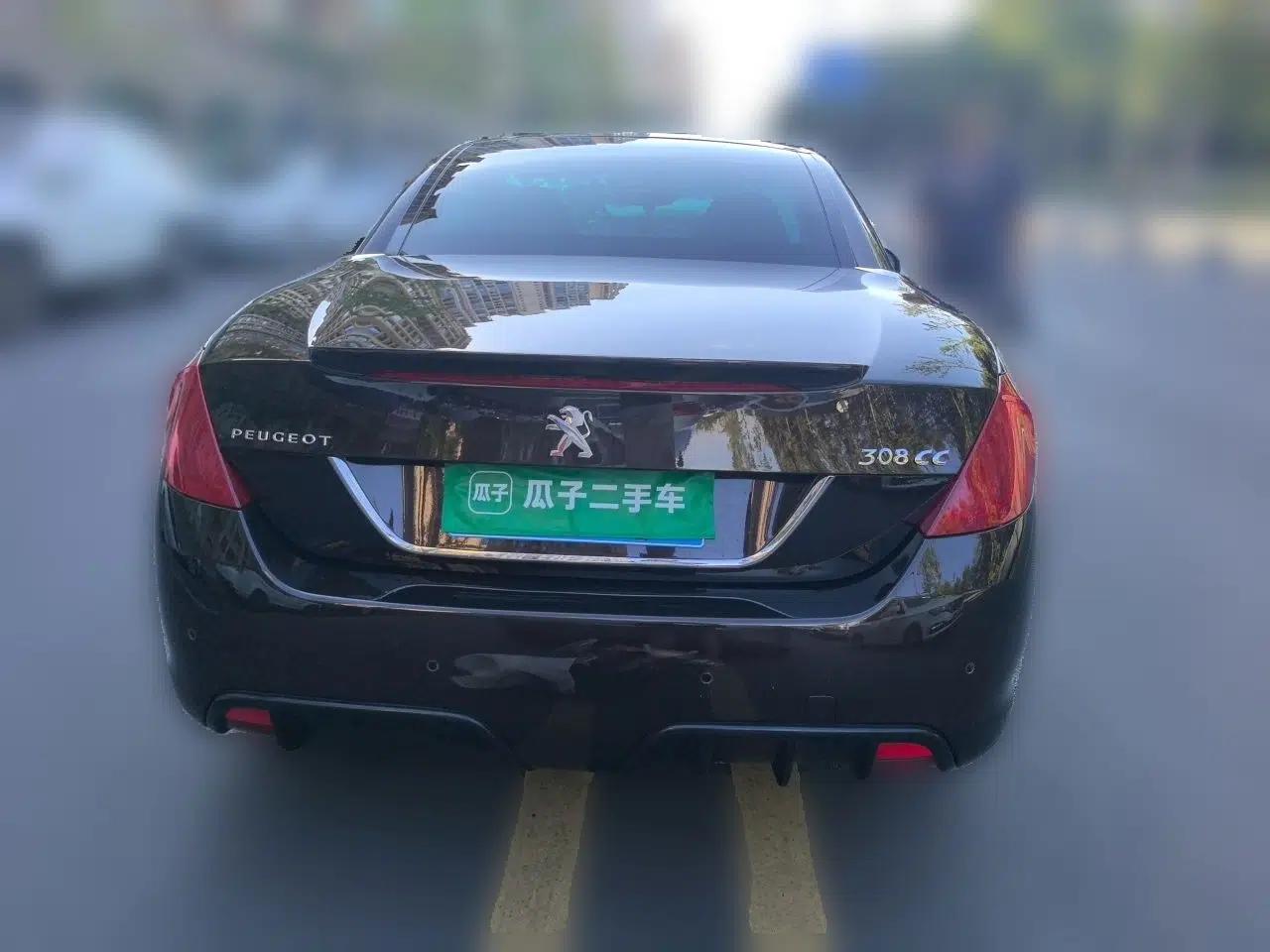 Peugeot 308 2012 1.6T CC Luxury Model — миниатюра 5
