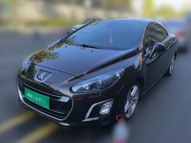 Peugeot 308 2012 1.6T CC Luxury Model