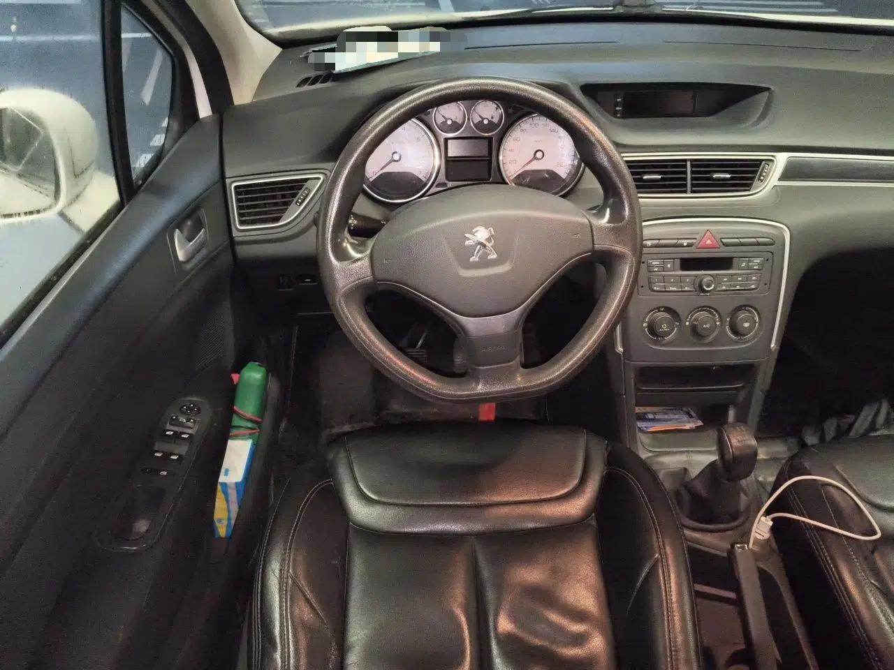 Peugeot 308 2014 Enjoy Edition Classic 1.6L Manual YouShang Model — миниатюра 10