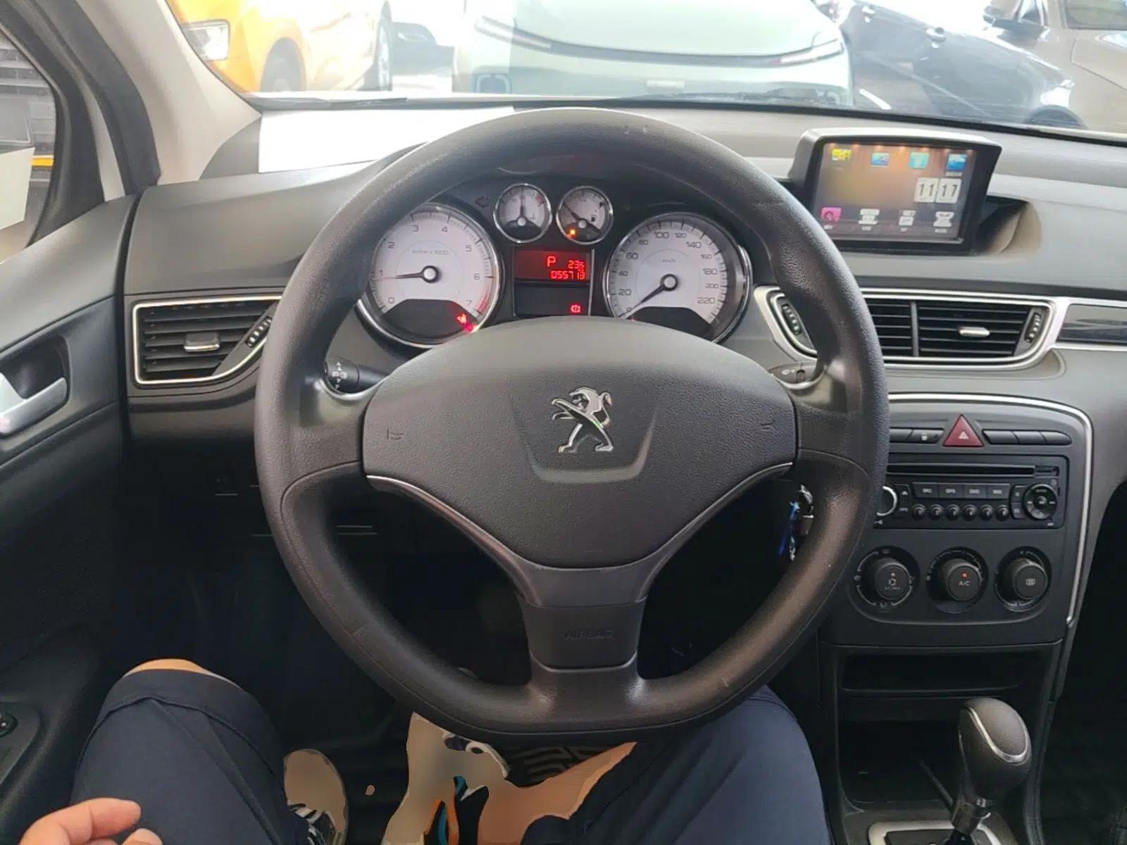 Peugeot 308 2013 1.6L Automatic YouShang Model — миниатюра 13