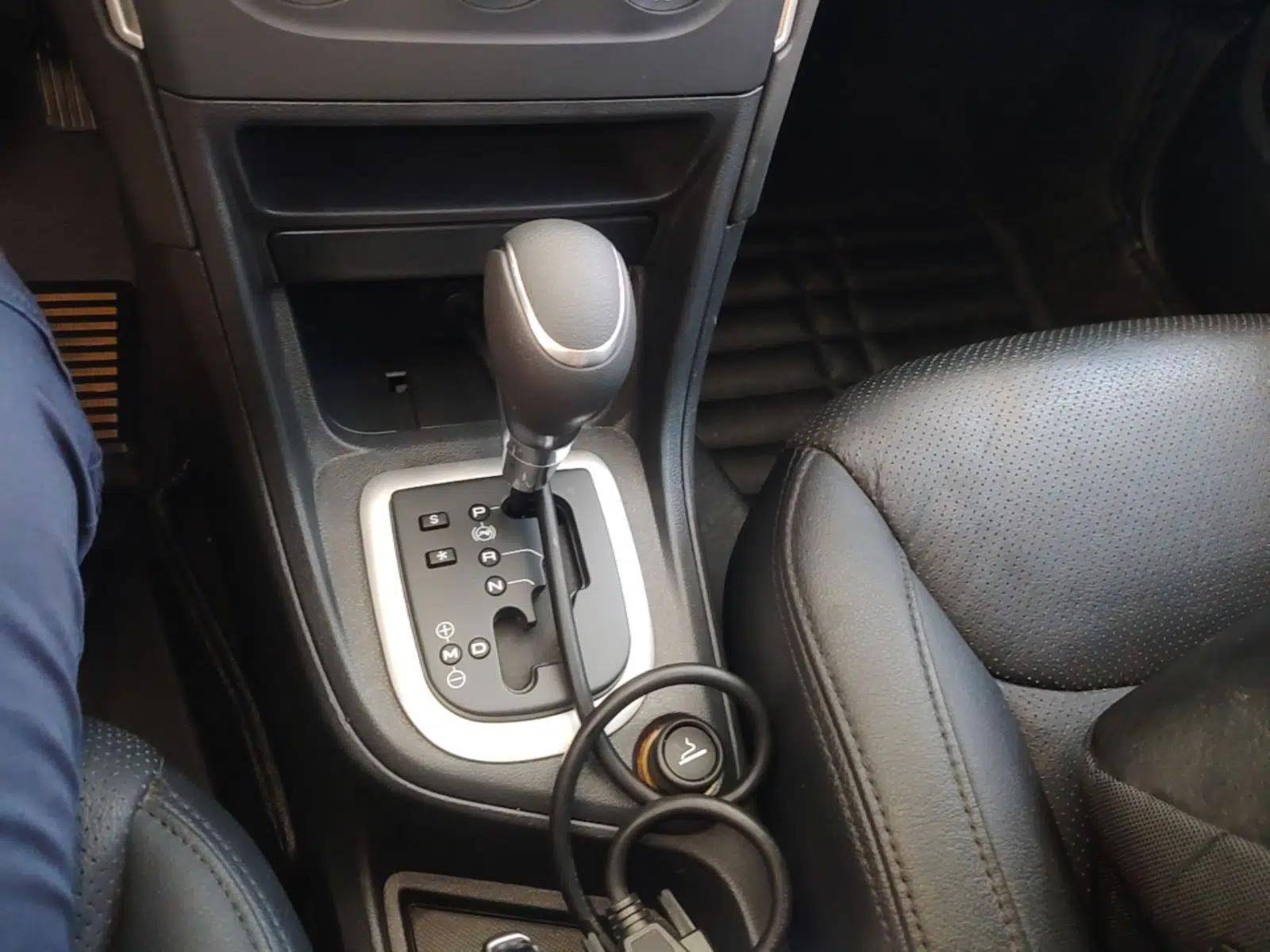 Peugeot 308 2013 1.6L Automatic YouShang Model — миниатюра 16