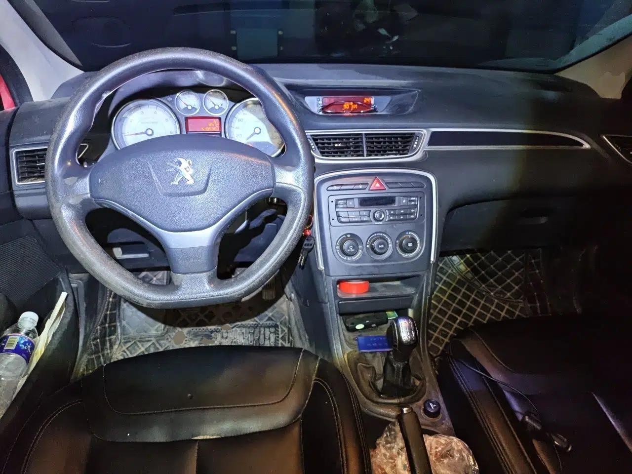 Peugeot 308 2014 Enjoy Edition Classic 1.6L Manual YouShang Model — миниатюра 9