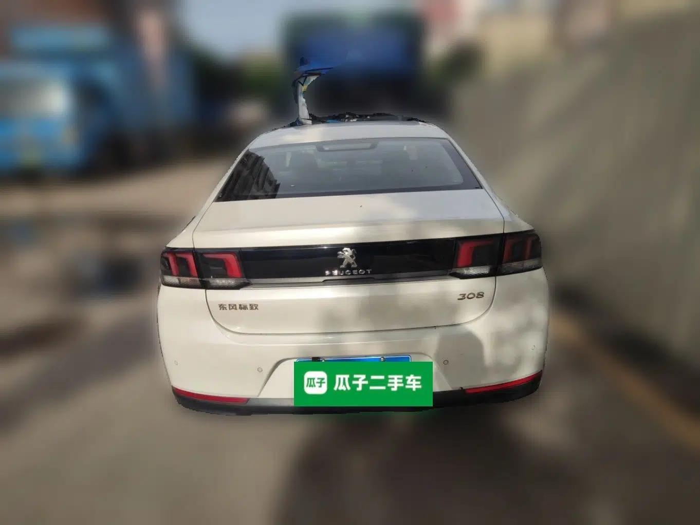 Peugeot 308 2016 1.6L Automatic Luxury Edition — миниатюра 5