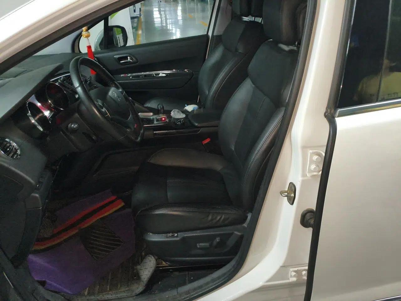 Peugeot 3008 2013 1.6THP Roland Garros Edition — миниатюра 15