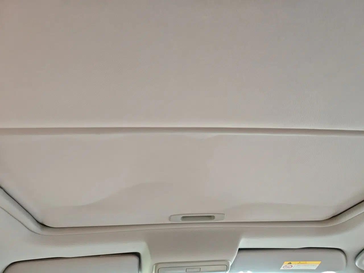 Peugeot 3008 2015 1.6THP Automatic Classic Edition — миниатюра 18