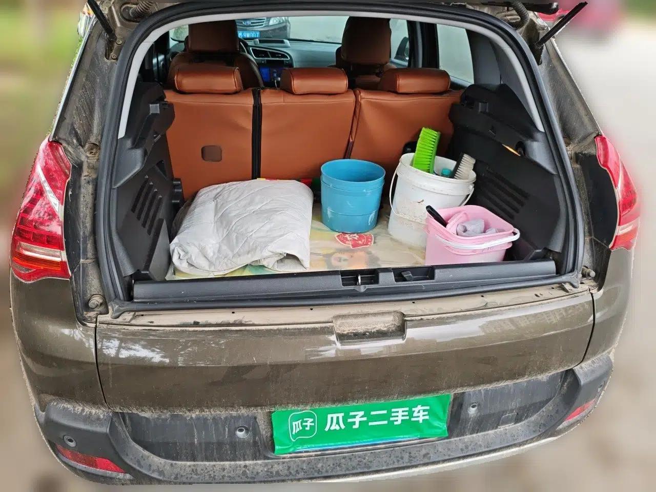 Peugeot 3008 2015 1.6THP Automatic Classic Edition — миниатюра 19