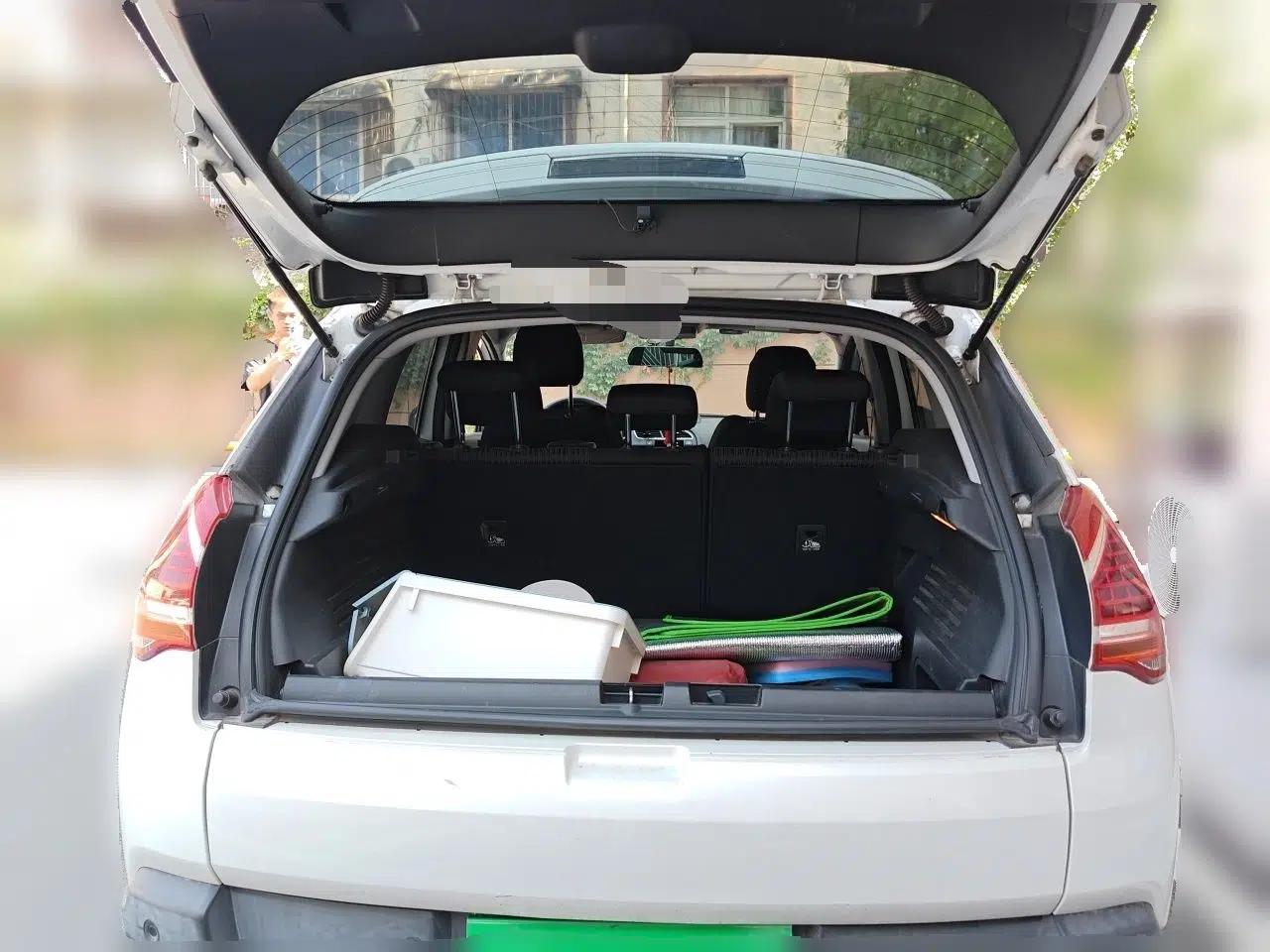Peugeot 3008 2015 2.0L Automatic Classic Edition — миниатюра 19