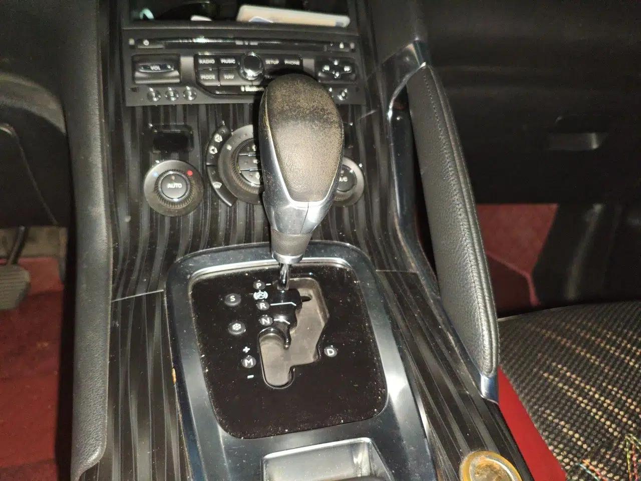 Peugeot 3008 2013 1.6THP Roland Garros Edition — миниатюра 14