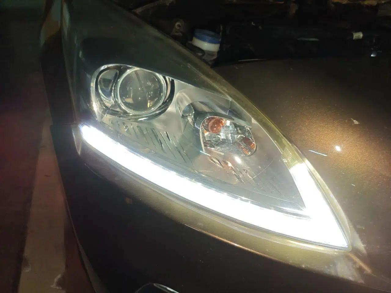 Peugeot 3008 2013 1.6THP Roland Garros Edition — миниатюра 7