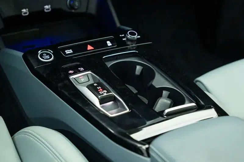 Audi Q6L e-tron 2026 First Edition — миниатюра 18