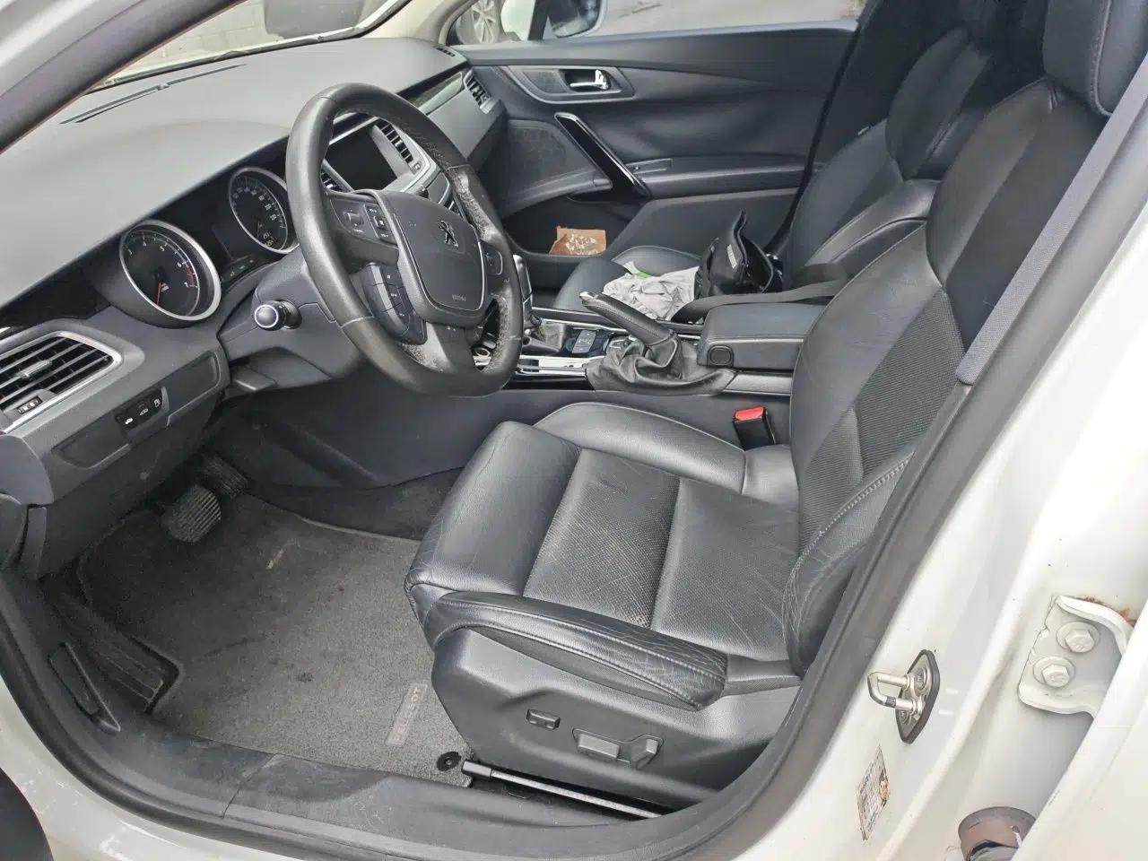 Peugeot 508 2012 2.0L Automatic Smart Enjoyment Version — миниатюра 15