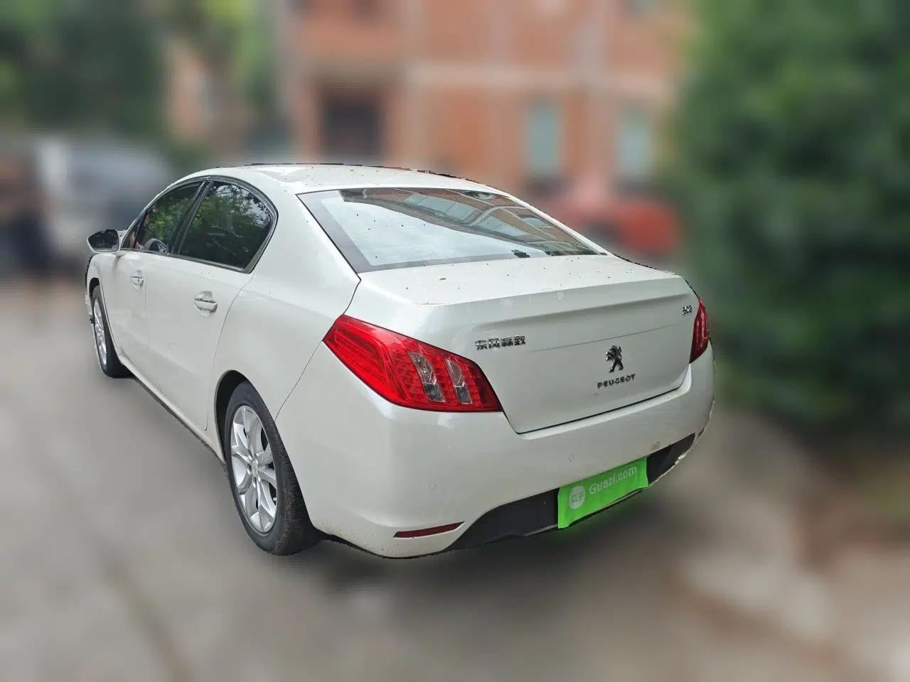 Peugeot 508 2012 2.0L Automatic Smart Enjoyment Version — миниатюра 4