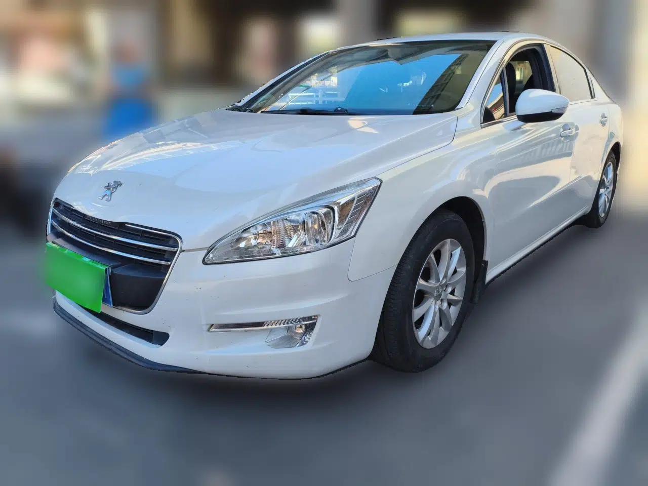 Peugeot 508 2013 2.0L 2nd Anniversary Edition with Automatic Sunroof – Classic Version — миниатюра 1