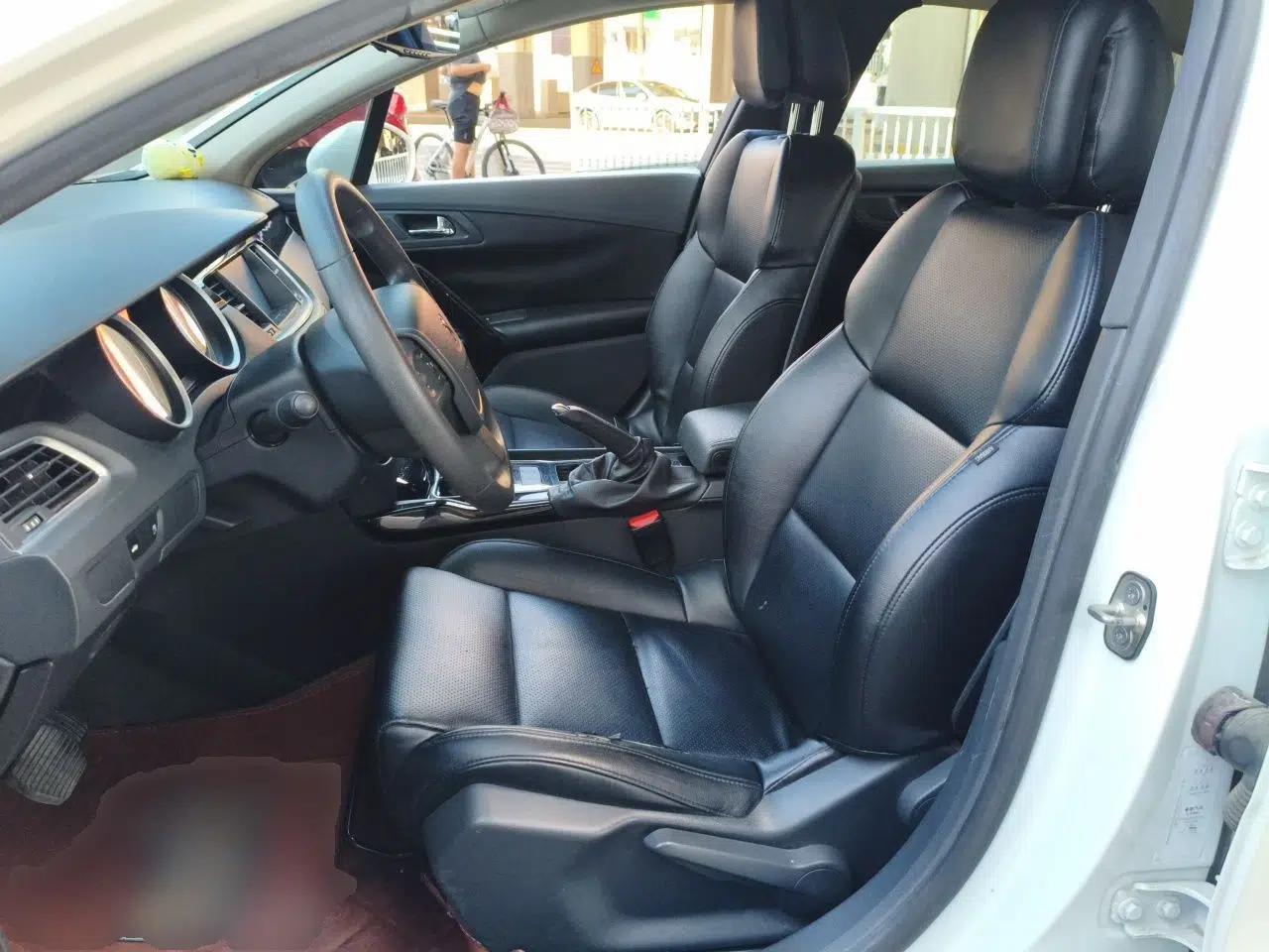 Peugeot 508 2013 2.0L 2nd Anniversary Edition with Automatic Sunroof – Classic Version — миниатюра 15