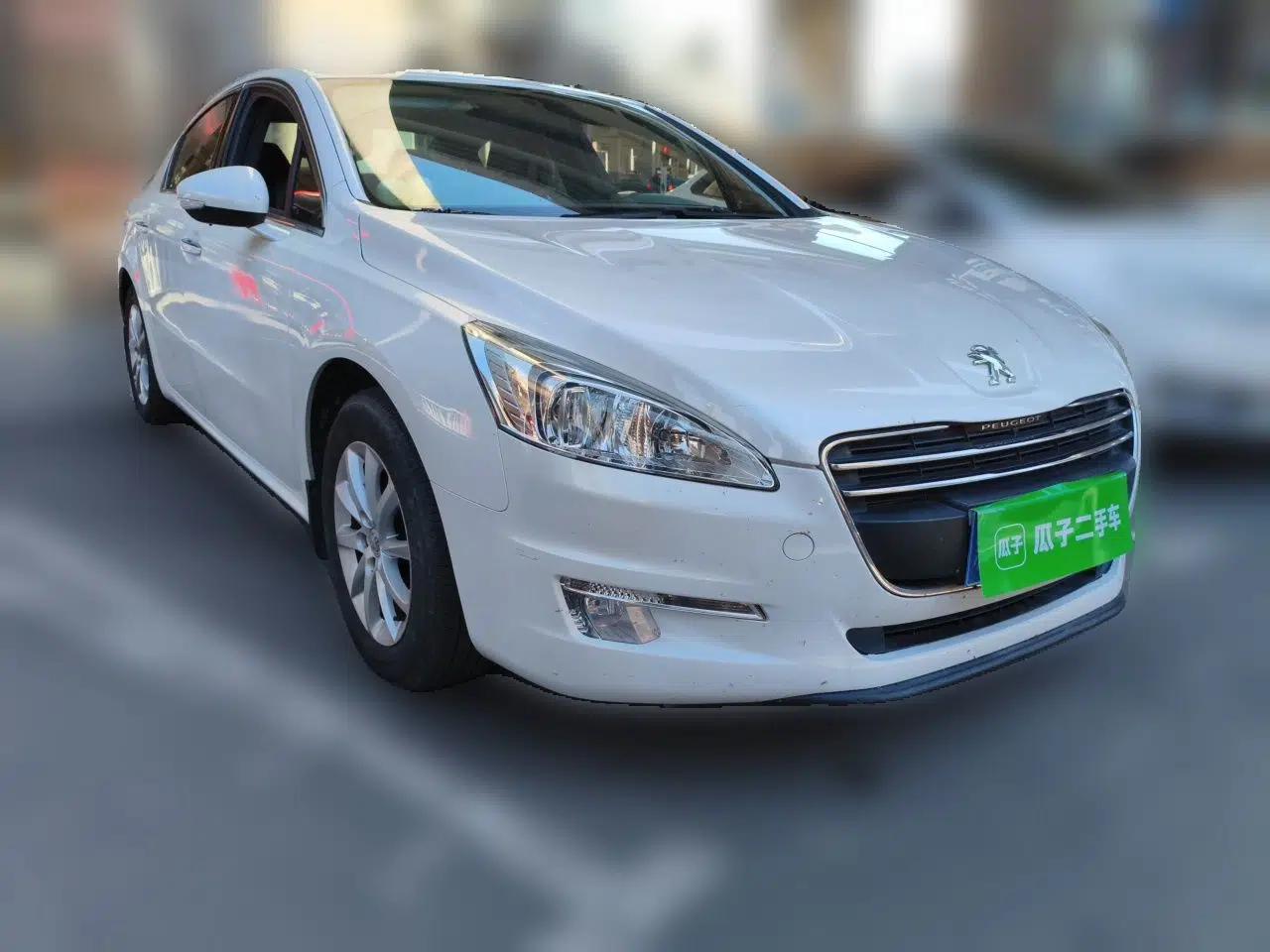 Peugeot 508 2013 2.0L 2nd Anniversary Edition with Automatic Sunroof – Classic Version — миниатюра 3