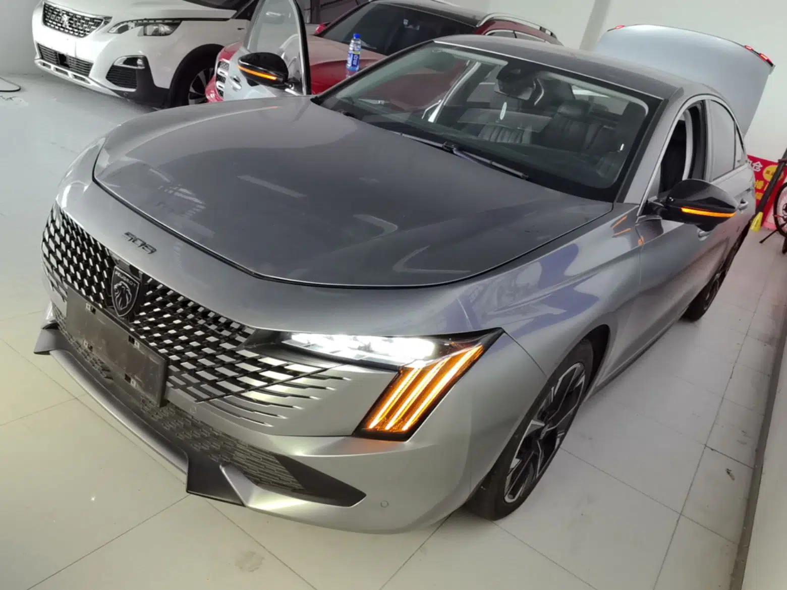 Peugeot 508 2023 508L 400THP Driving Flagship Edition — миниатюра 1