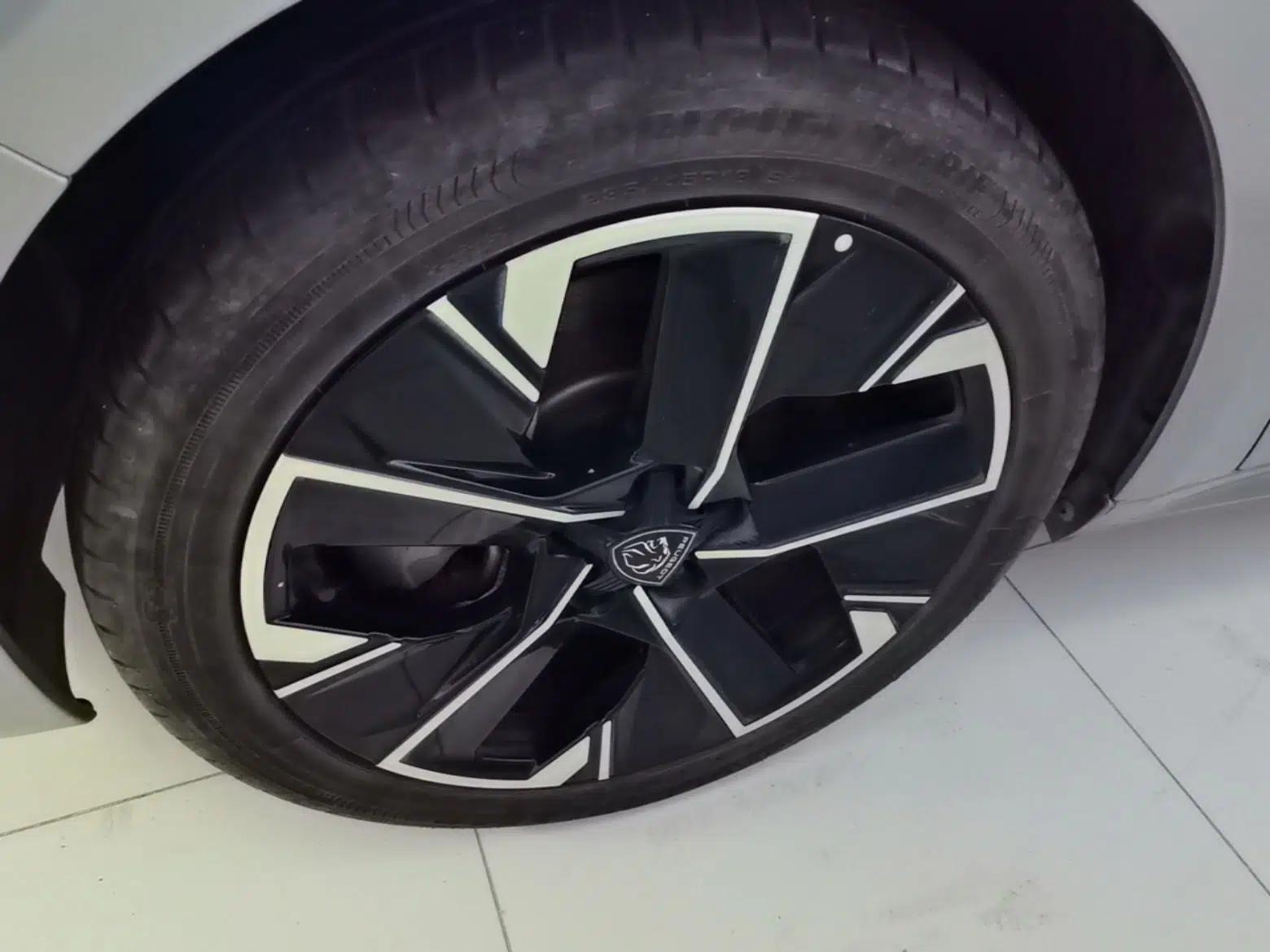 Peugeot 508 2023 508L 400THP Driving Flagship Edition — миниатюра 15