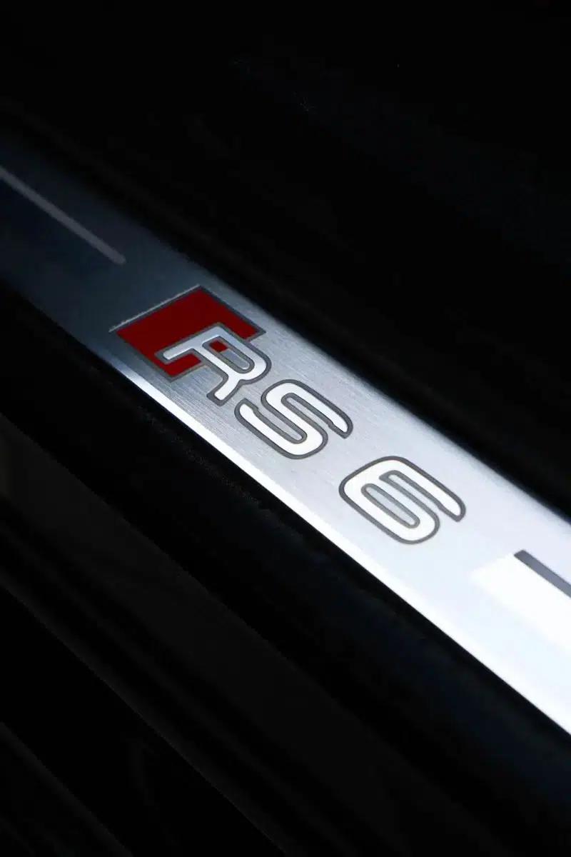 2021 Audi RS 6 RS 6 4.0T Avant Premium Edition — миниатюра 12