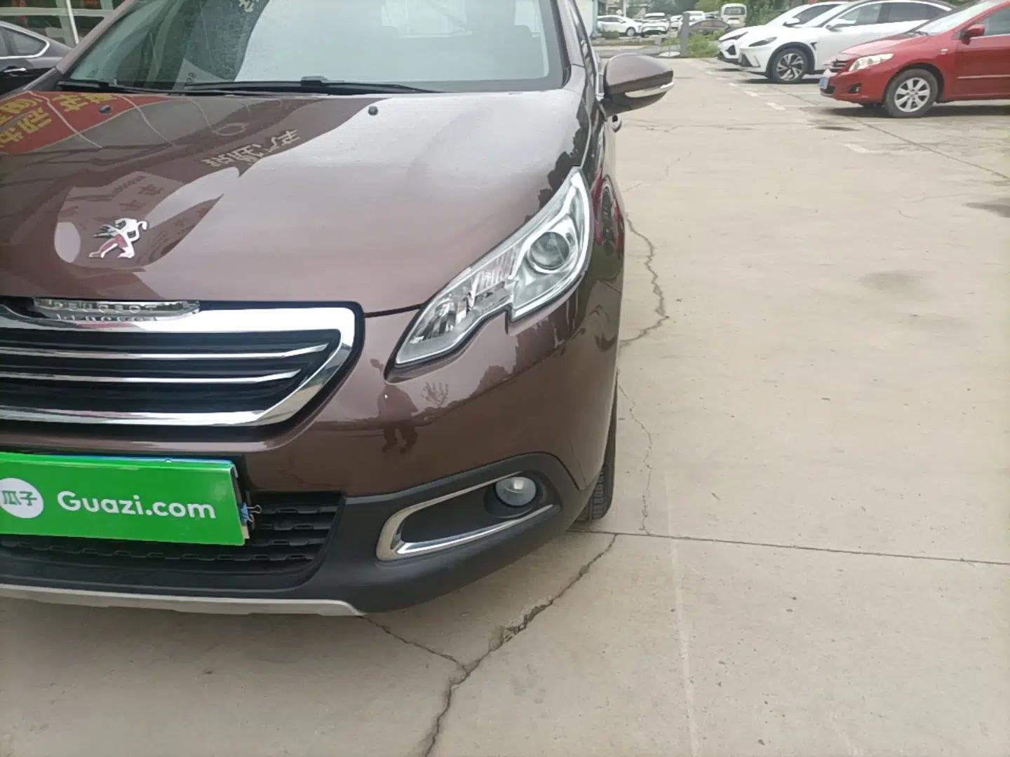 Peugeot 2008 2014 1.6L Manual Fashion Edition — миниатюра 8