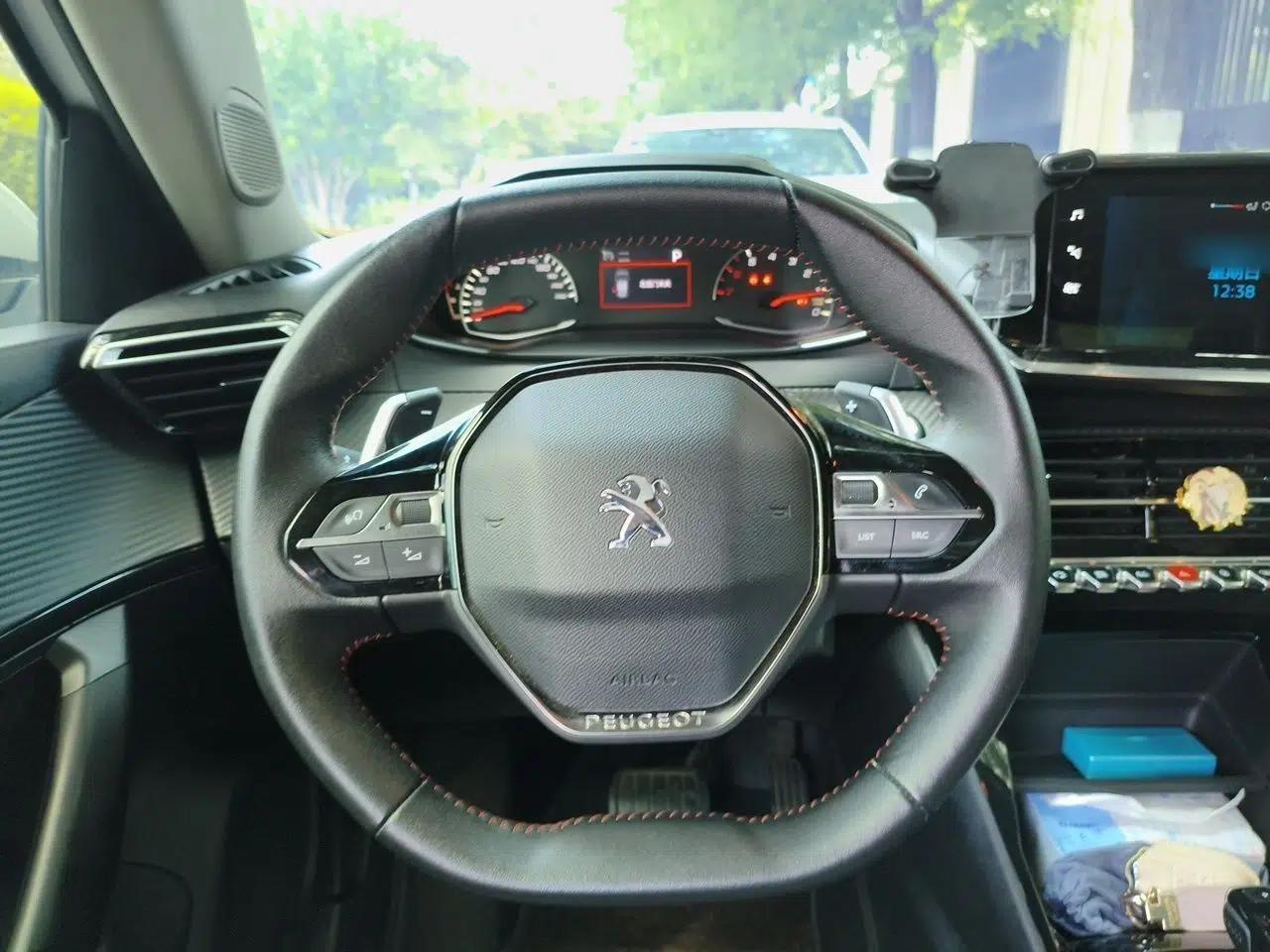 Peugeot 2008 2022 230THP THE ONE — миниатюра 10