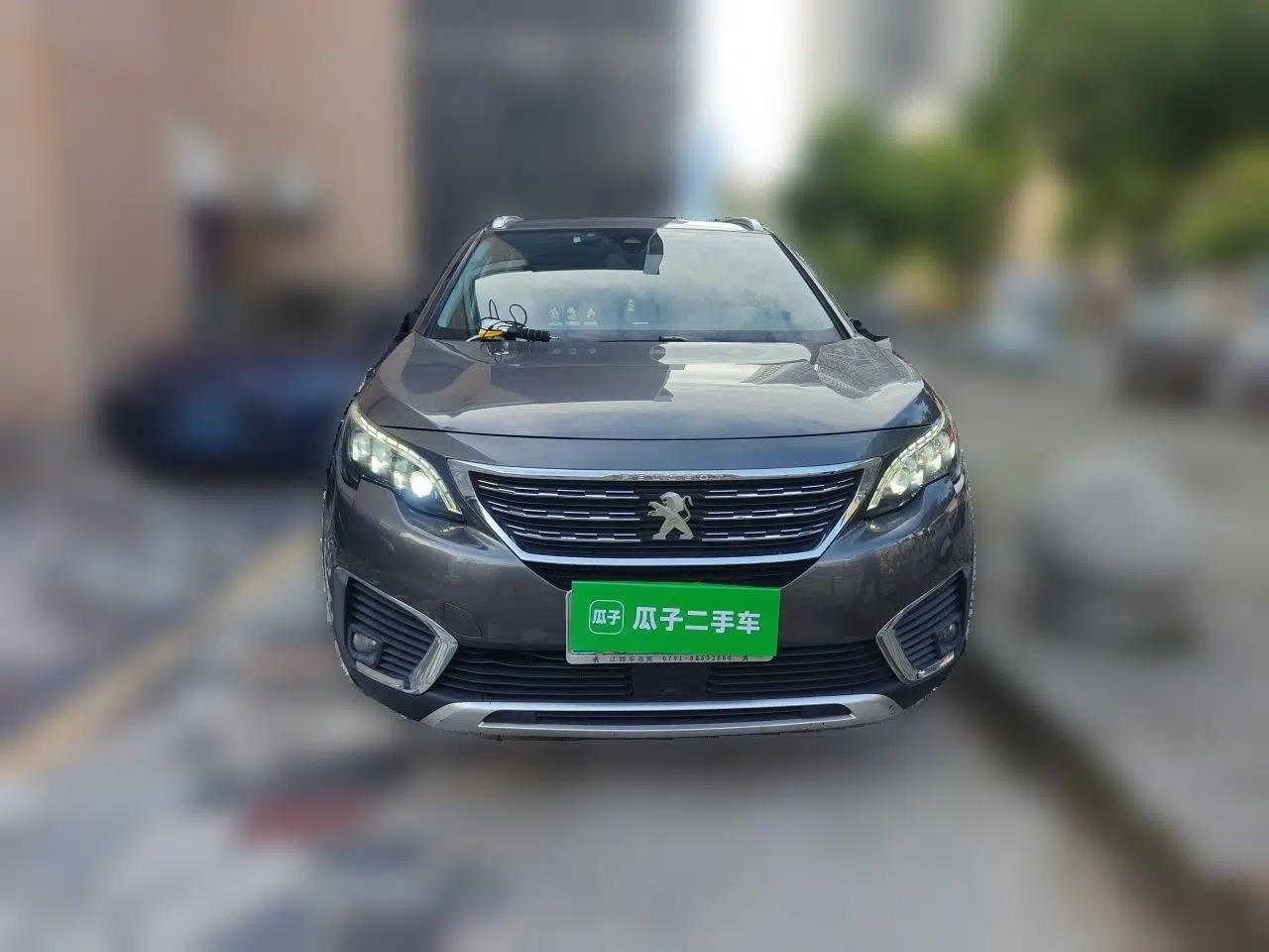 Peugeot 5008 2017 380THP 5-Seater Elite Edition — миниатюра 2