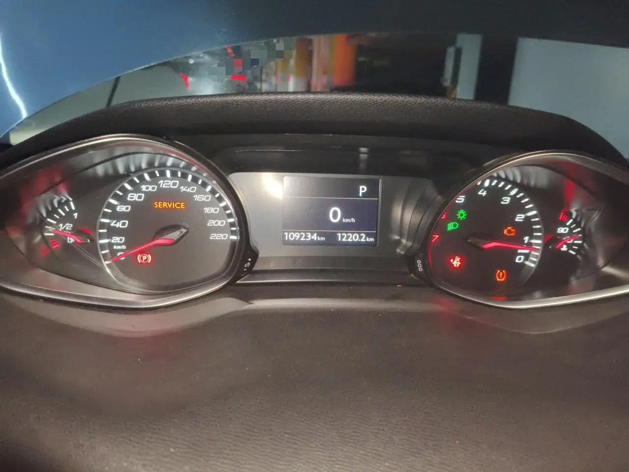 Peugeot 308S 2015 1.6T Automatic Ruichi Edition — миниатюра 11