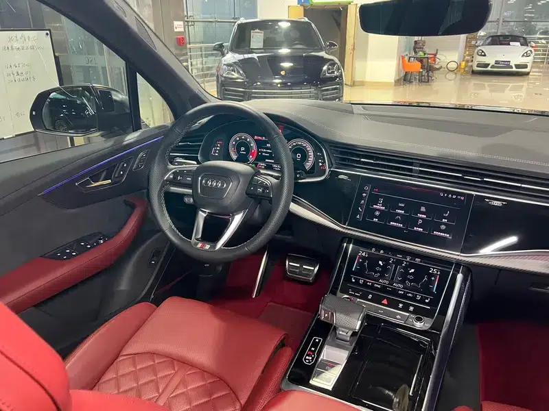 Audi SQ7 2024 4.0 TFSI — миниатюра 19
