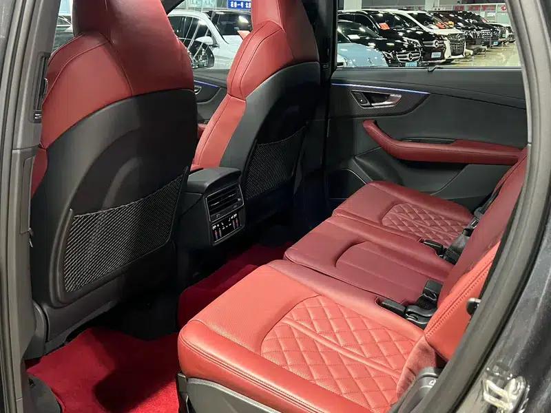 Audi SQ7 2024 4.0 TFSI — миниатюра 22