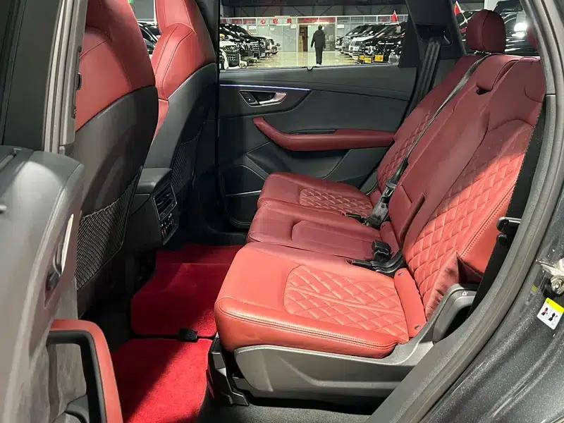 Audi SQ7 2024 4.0 TFSI — миниатюра 26