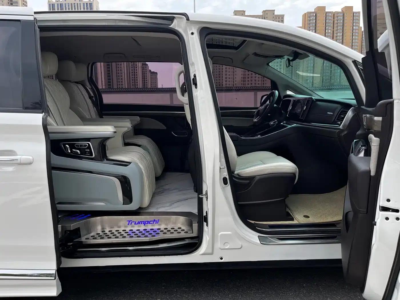 Trumpchi M8 2021 Leading Series 390T Luxury Edition — миниатюра 14