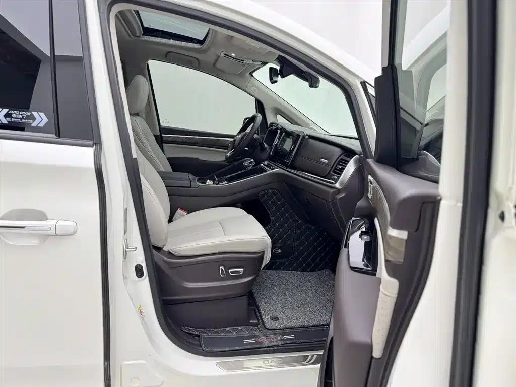 Trumpchi M8 2021 Master Series 390T Supreme Edition — миниатюра 16